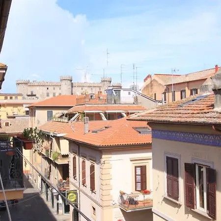 Prime * Bracciano (Rome)